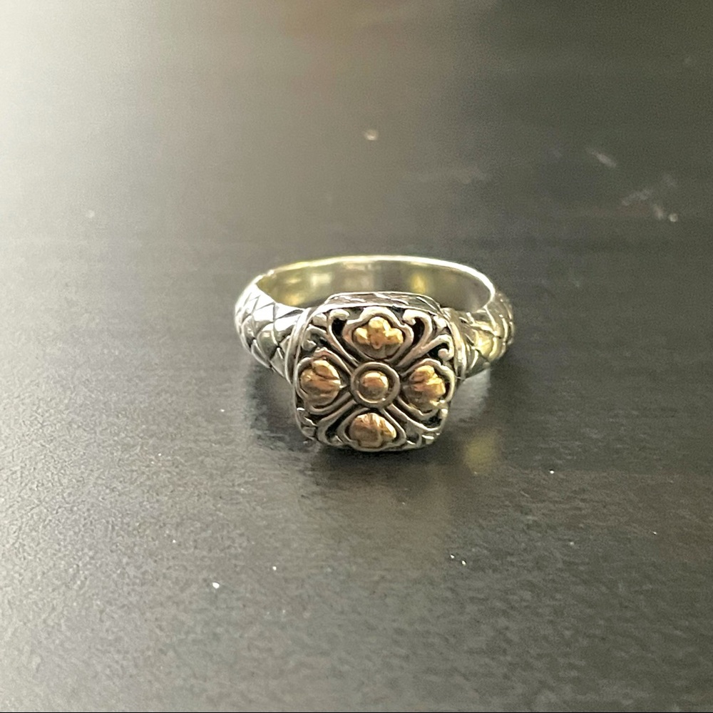 Bali-Style Square-Top Floral Ring with Yellow Gold